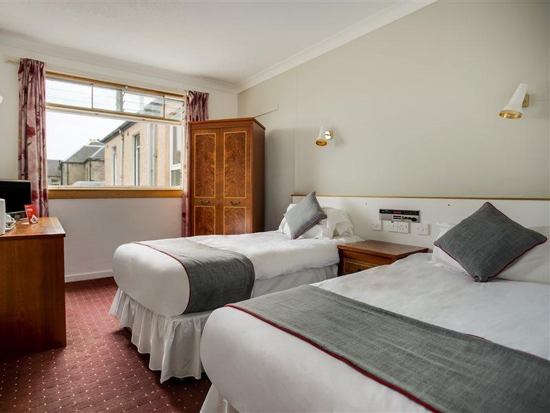 Oyo Glenpark Hotel, Ayr Central Bagian luar foto