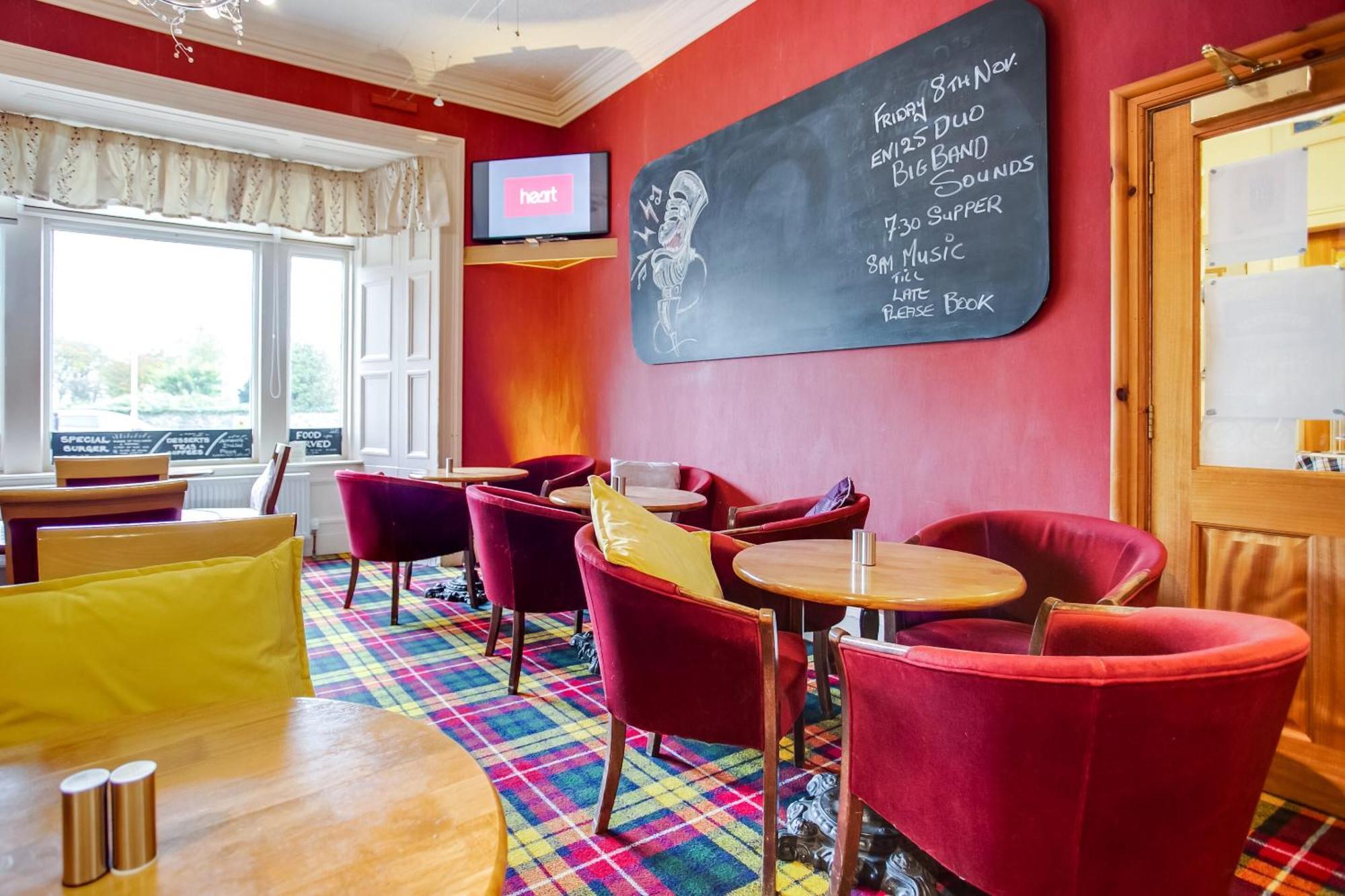 Oyo Glenpark Hotel, Ayr Central Bagian luar foto