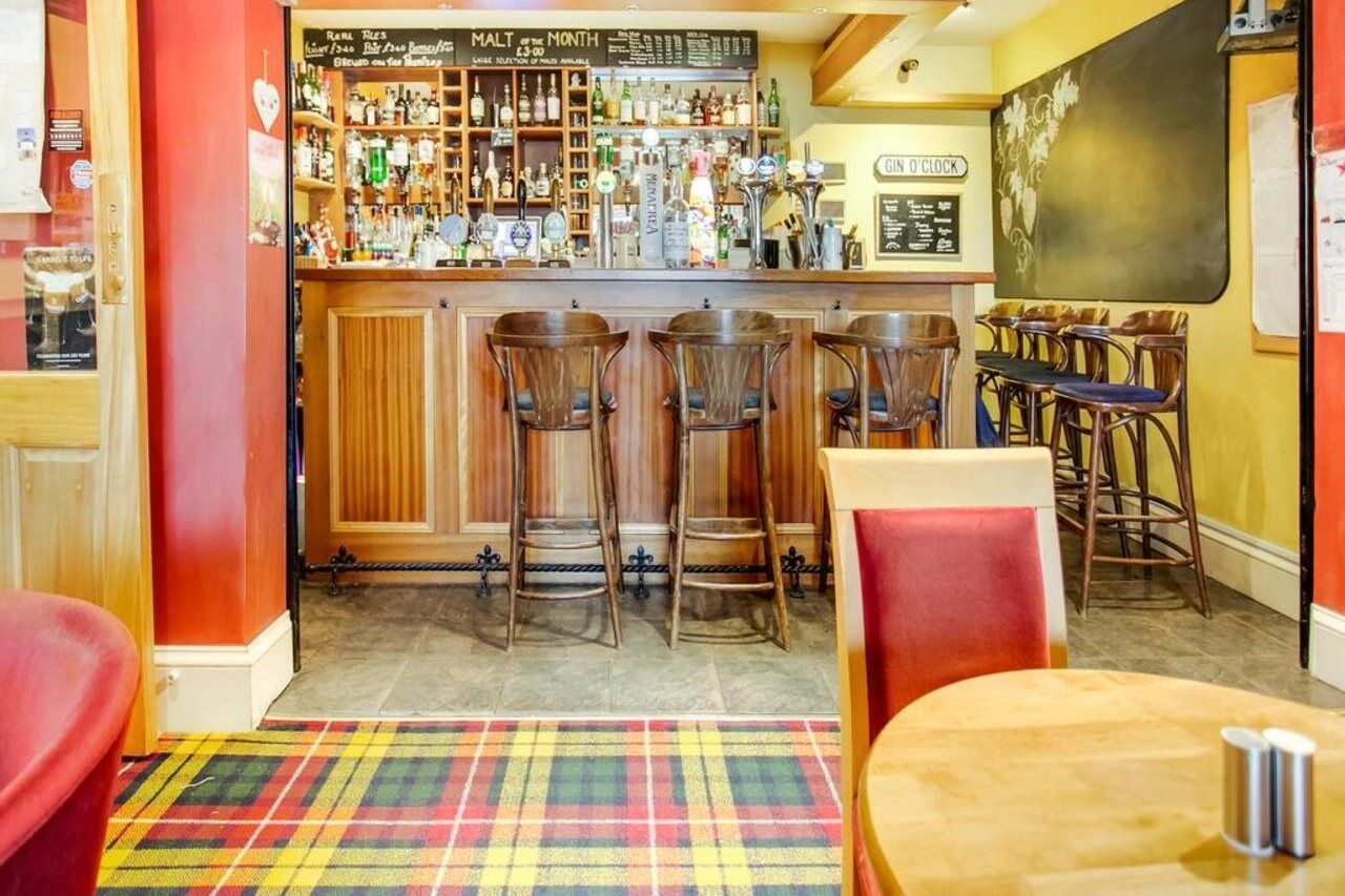 Oyo Glenpark Hotel, Ayr Central Bagian luar foto